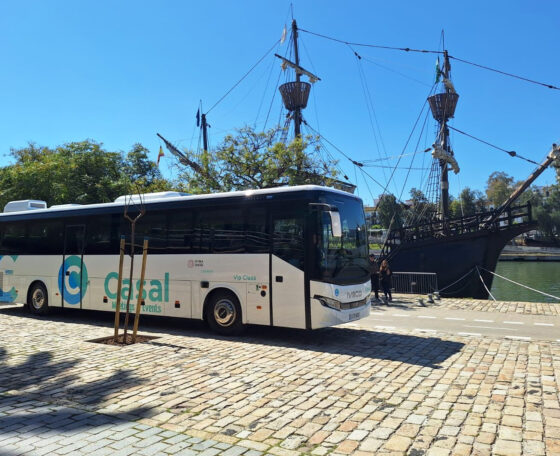 Újabb 17 alternatív hajtásrendszerű autóbuszt szállított az Iveco Bus a sevillai agglomerációba