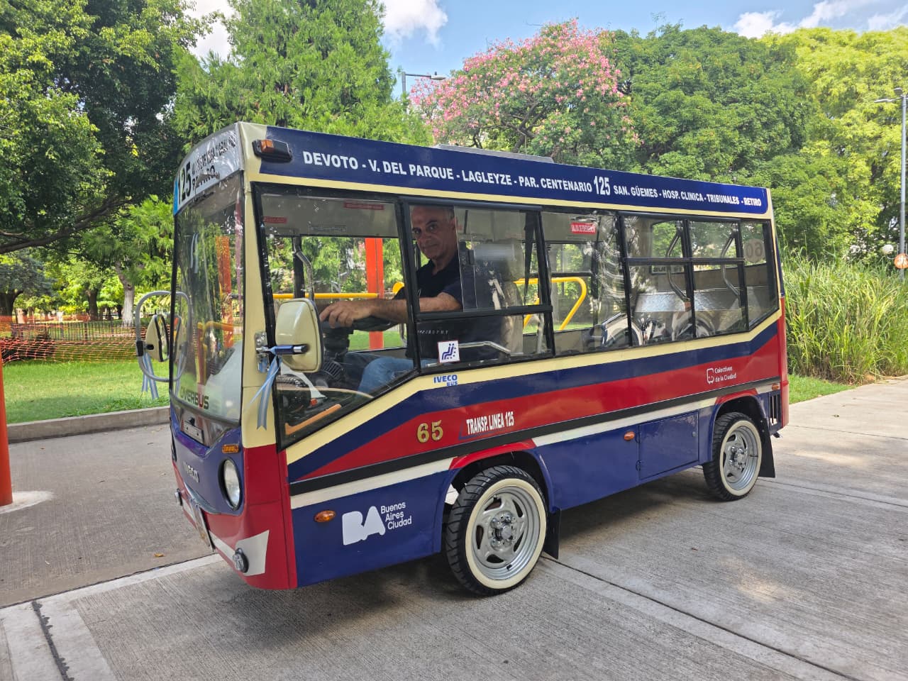 Péntek esti érdekesség: házi készítésű minibuszt inspiráltak az Iveco Bus típusai 2 Mini onibus IVECO BUS Argentina 2