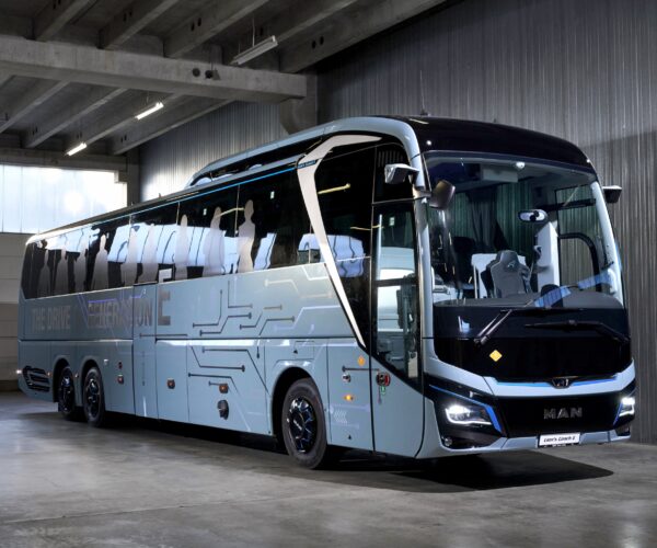 Spanyolországban is az év turistabusza lett az MAN Lion’s Coach 14 E