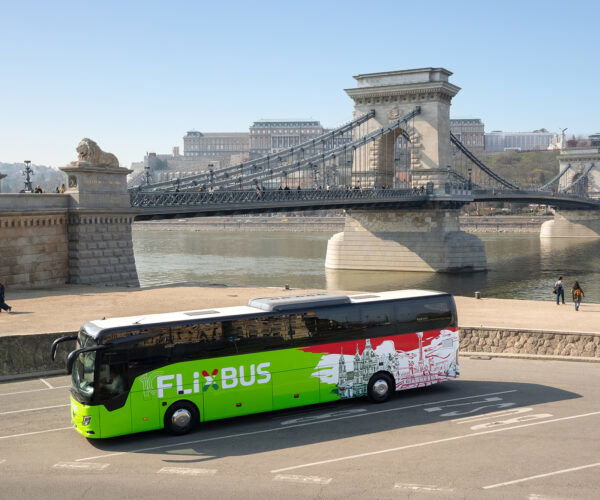Tízéves magyarországi jelenlétét ünnepli a FlixBus