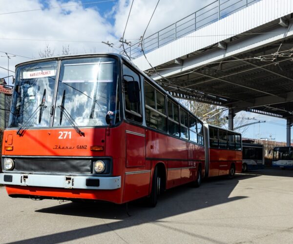 Budapesti eredetű Ikarus-GVM 280T trolibusszal bővíti nosztalgiaállományát Gdynia