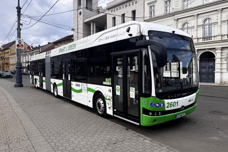 Bemutatkozott a nagyközönségnek Miskolc négy vadonatúj csuklós BYD villanybusza