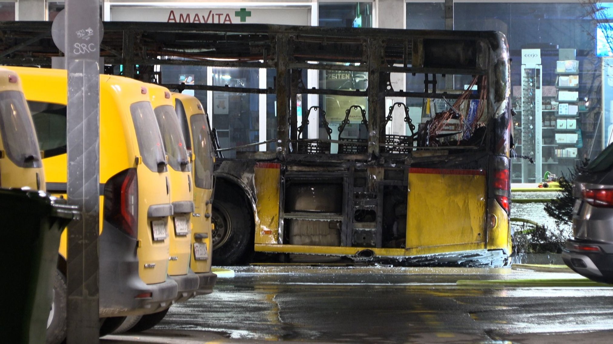 Hat halott egy svájci busztűzben – szándékos gyújtogatás állhat a kerzersi tragédia mögött 4 ec8d7a36 2011 47ae 9bf0 c7b30f067d0a