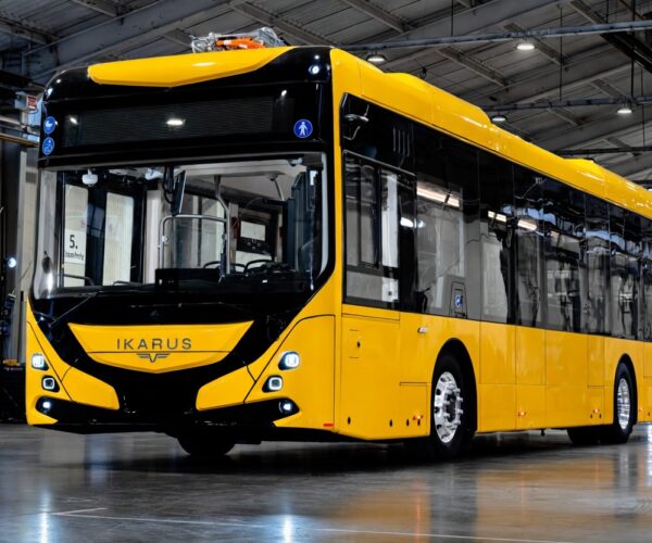 Mind a négy lehívható Ikarus 120e elektromos iskolabuszt megrendelte a Klebelsberg Központ