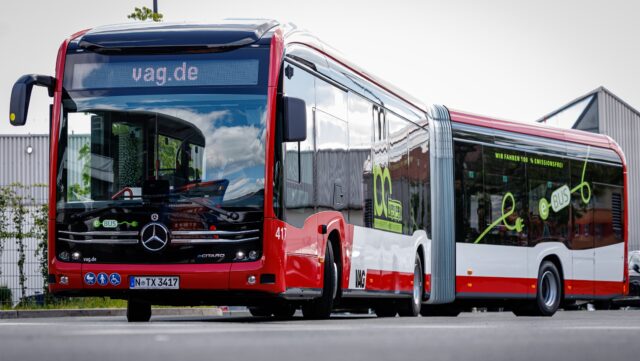 Mit vigyen magával egy villanybusz: akkumulátort – vagy utasokat?