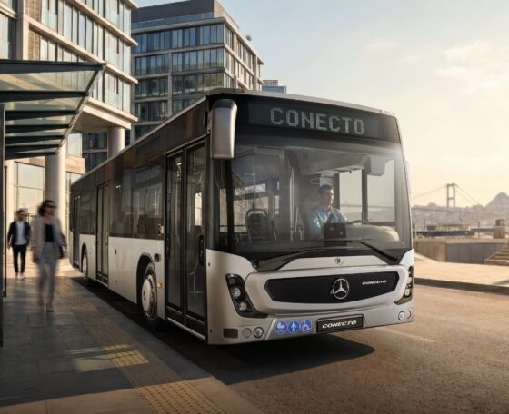 Gyorsabb szállítás, alacsonyabb komplexitás: a Daimler Buses a német piacon is bevezeti low-cost városi autóbuszát