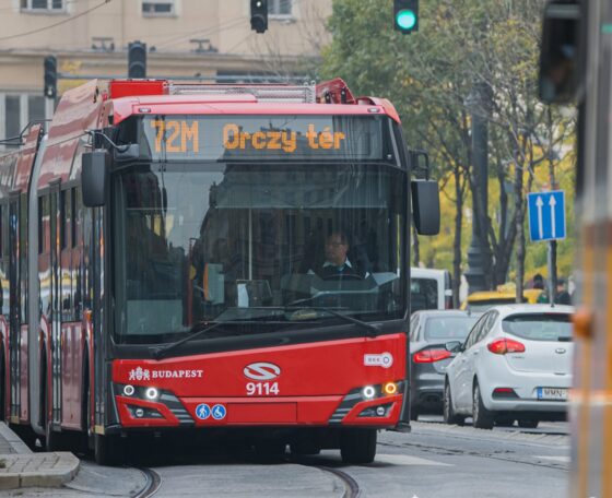 Április 17-e a Közösségi Közlekedés Világnapja: ami akkor működik jól, ha észre sem vesszük