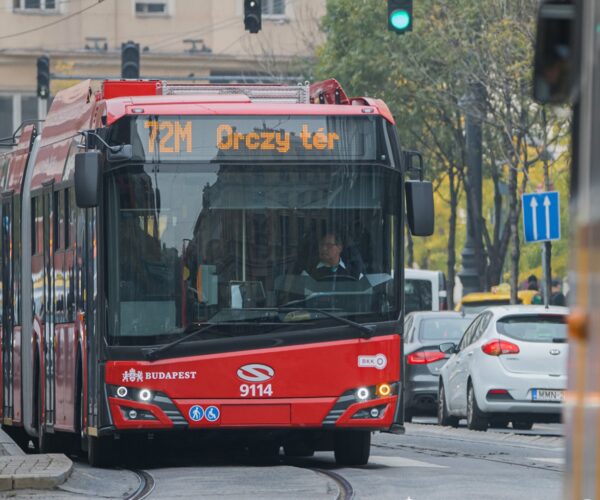 Április 17-e a Közösségi Közlekedés Világnapja: ami akkor működik jól, ha észre sem vesszük