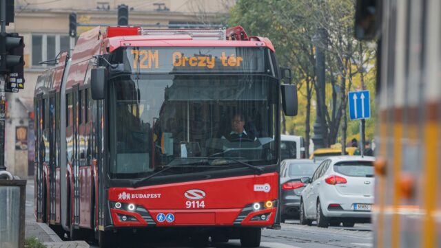 Április 17-e a Közösségi Közlekedés Világnapja: ami akkor működik jól, ha észre sem vesszük