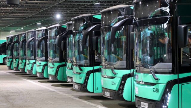 Száz új MAZ villanybusz kezdte meg szolgálatát Szentpéterváron