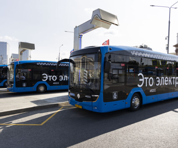 Már 440 újgenerációs villanybuszt szállított Moszkvába a KAMAZ