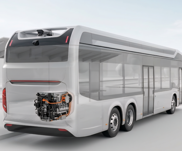 Városi buszoktól a távolsági alkalmazásokig: új üzemanyagcellás portfóliót mutatott be a Bosch