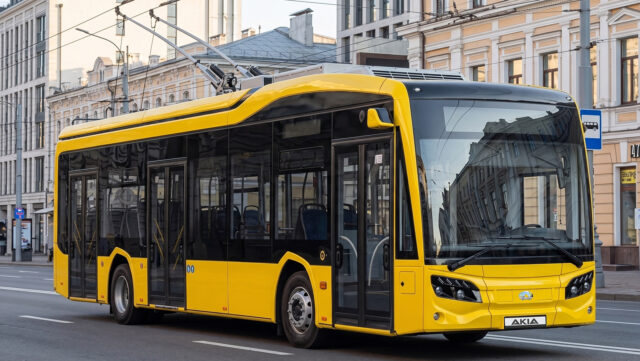 Leszállította századik ukrán megrendelésre készült trolibuszát az AKIA