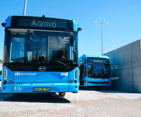 Elkészült az ArrivaBus Andor utcai villanybusz-depója, a töltési rendszert a Kempower szállította