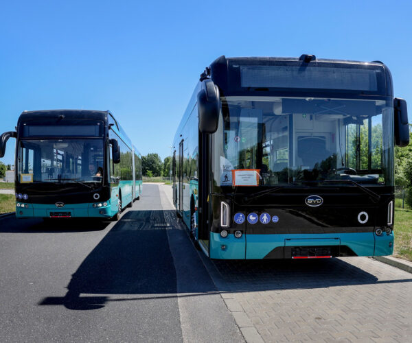 Elkészültek a BYD komáromi gyárában Kaposvár vadonatúj elektromos buszai