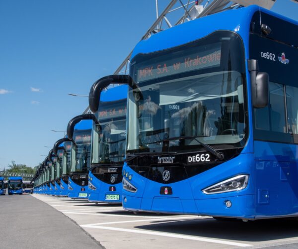 Erősödik az Irizar jelenléte Krakkóban: 22 új villanybuszt állít forgalomba az MPK Kraków