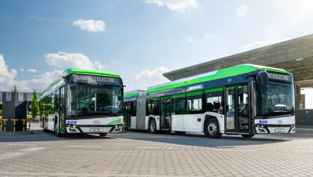 Nem csak a kipufogó hiánya számít: mit árulnak el valójában a Solaris villanybuszainak környezeti adatlapjai?