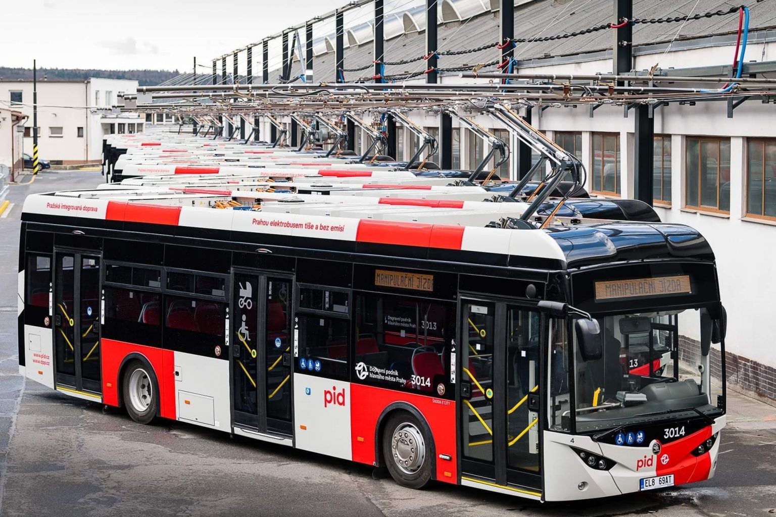 Kedvezőbbek a vártnál a prágai trolibusz- és villanybuszüzem első költségadatai 34 274291957 7422798821093506 2273342468849888397 n