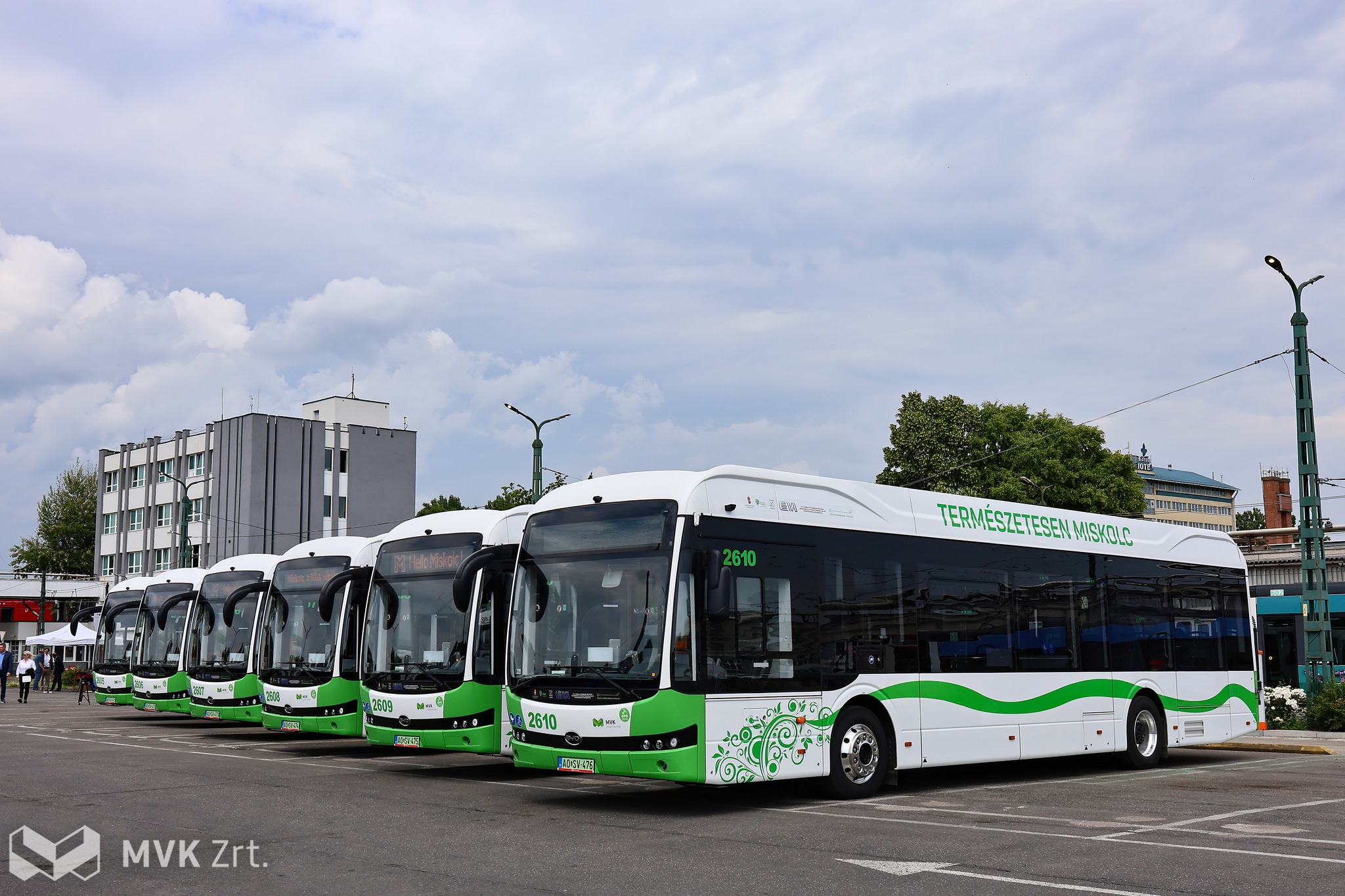 Újabb hat BYD eBus K9UD autóbusszal bővült Miskolc elektromos járműparkja 2 714144164 1443434321155633 2561439515045538653 n