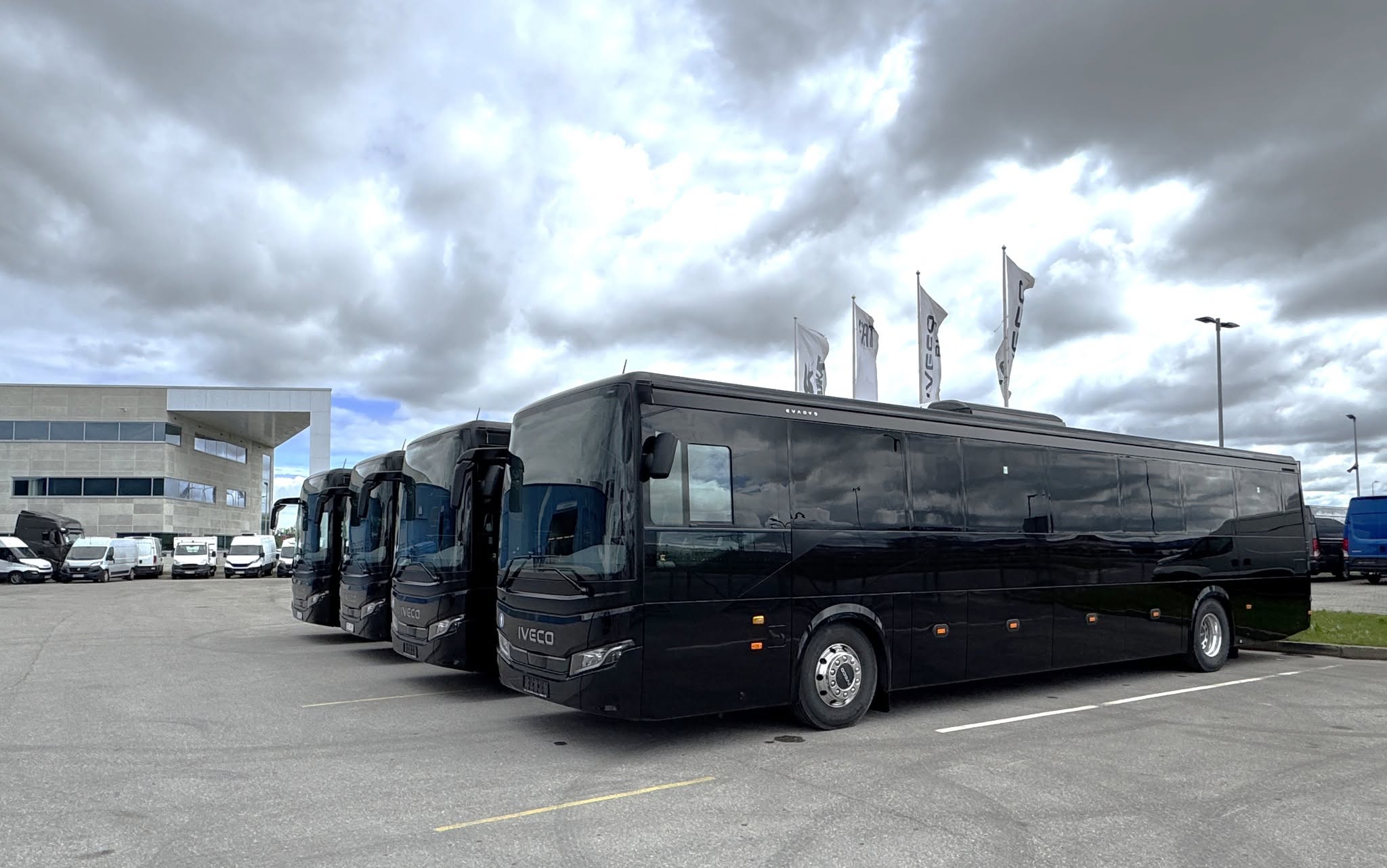 Különlegesen felszerelt Iveco Evadys autóbuszokat kapott az észt rendőrség 2 721225643 1539779794604742 3017778390213520601 n