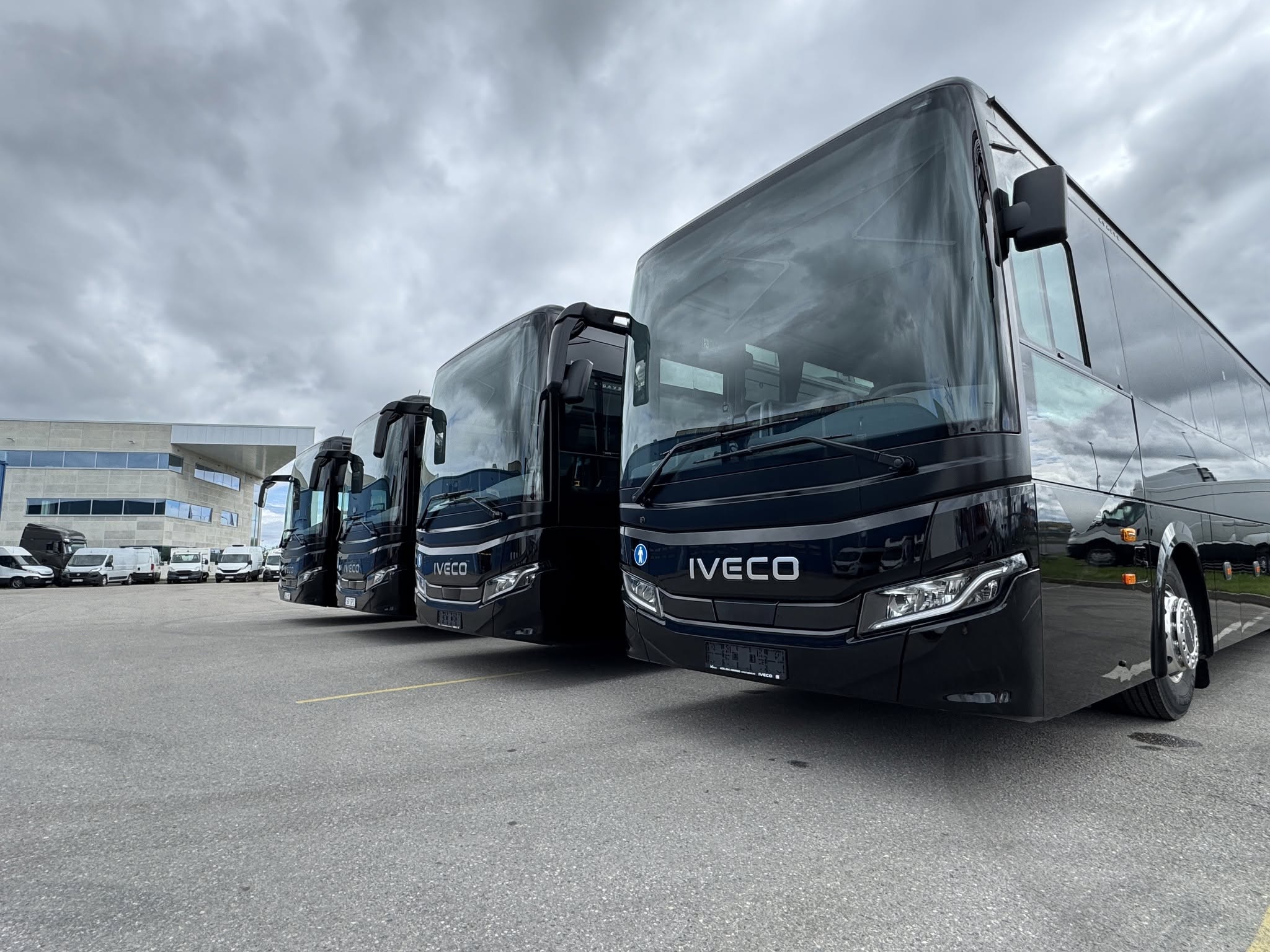 Különlegesen felszerelt Iveco Evadys autóbuszokat kapott az észt rendőrség 3 725474871 1539779997938055 8971798796469483221 n