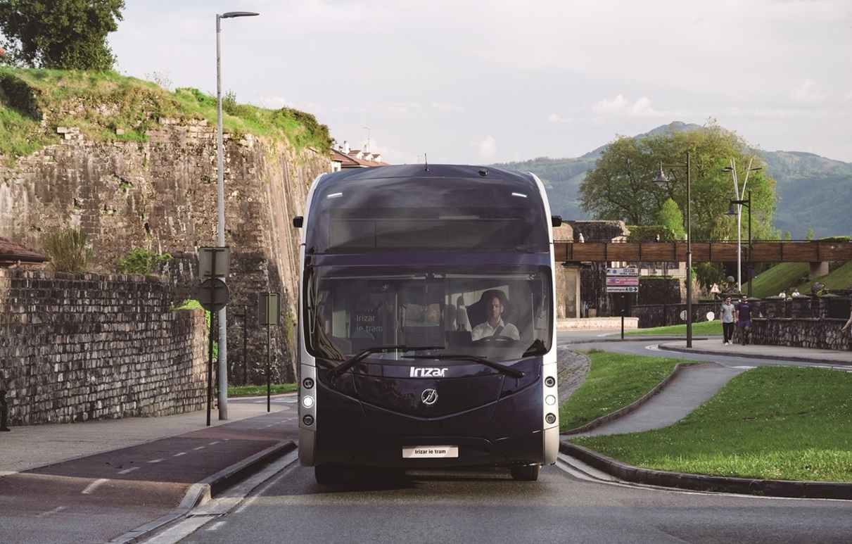 Párizsban mutatkozott be az Irizar megújult BRT-villanybusza 3 ie tram Eff 261