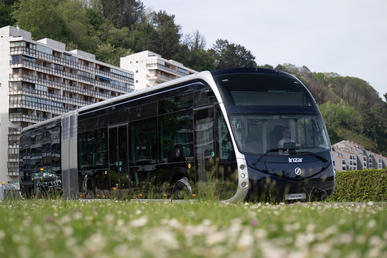 Párizsban mutatkozott be az Irizar megújult BRT-villanybusza 4 ie tram Eff 263