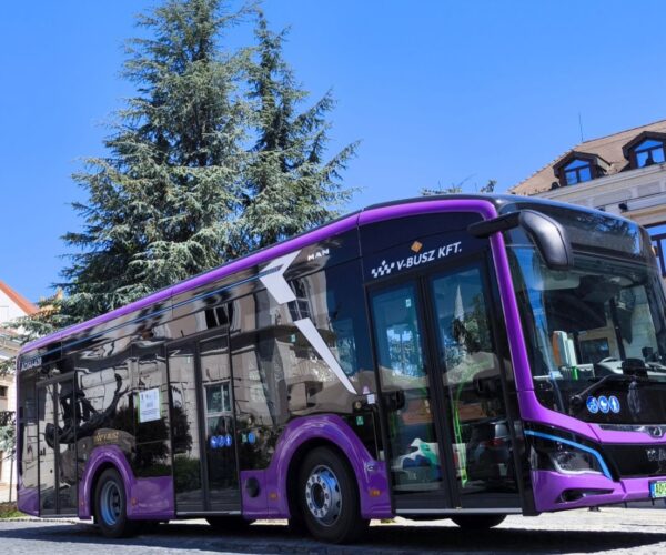 Vadonatúj MAN Lion’s City 10 E nagy midivel bővült a V-Busz elektromos flottája