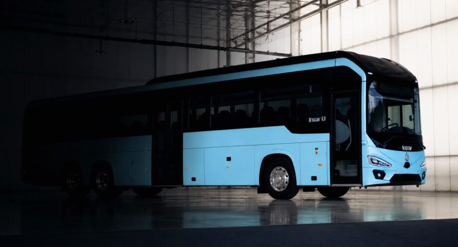 Új háromtengelyes csúcsmodell érkezik az Irizar elektromos helyközi kínálatába 1 1000029120b 1