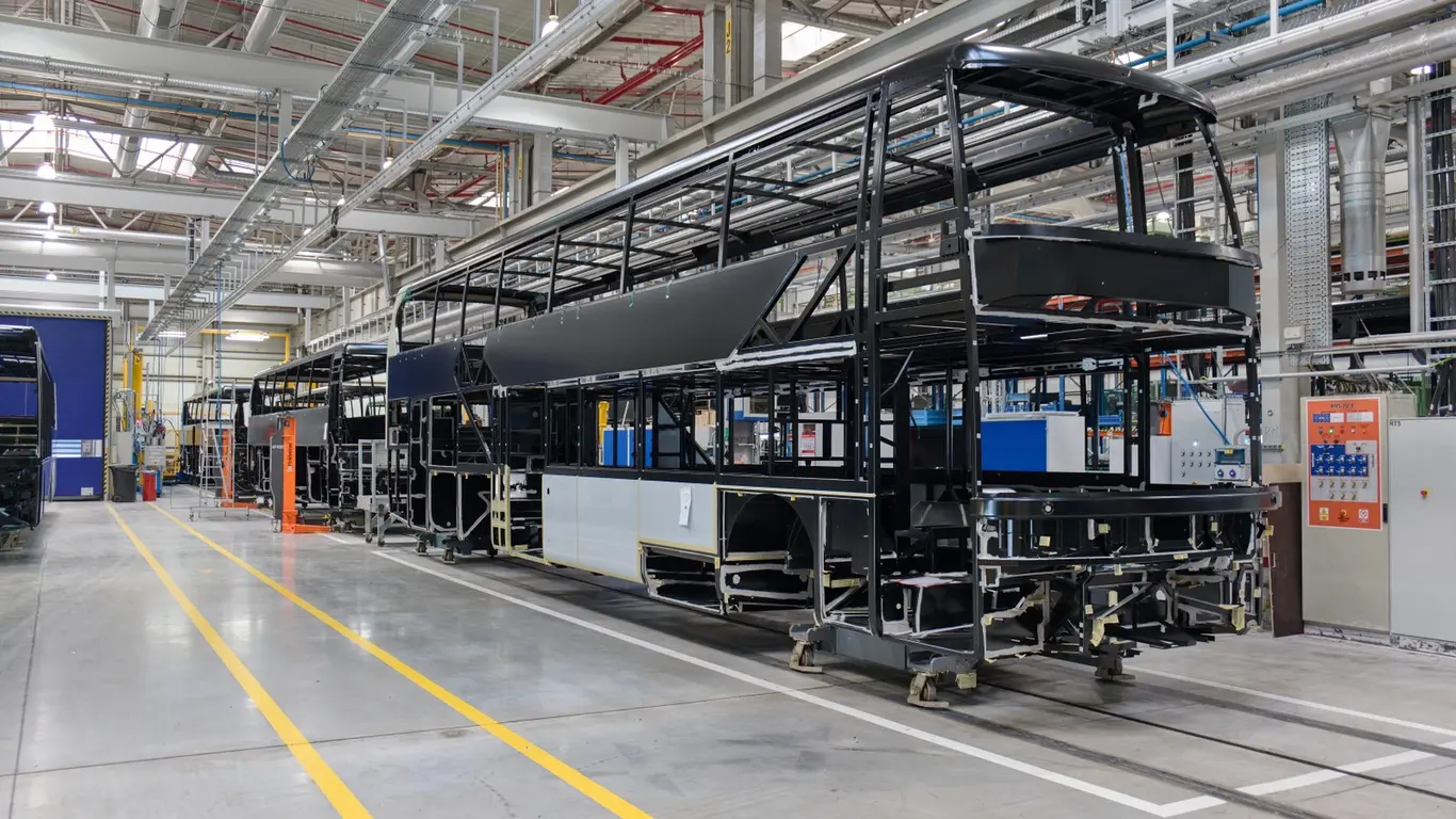 Elkészült a tízezredik autóbusz-karosszéria a Daimler Buses cseh üzemében 4 18268d52 30db 4b00 8ca3 687f064f4268