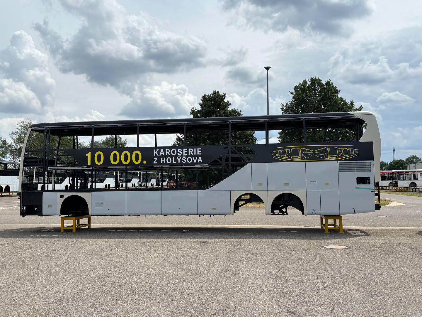 Elkészült a tízezredik autóbusz-karosszéria a Daimler Buses cseh üzemében 2 739782141 1637597103982975 9031705536692572200 n