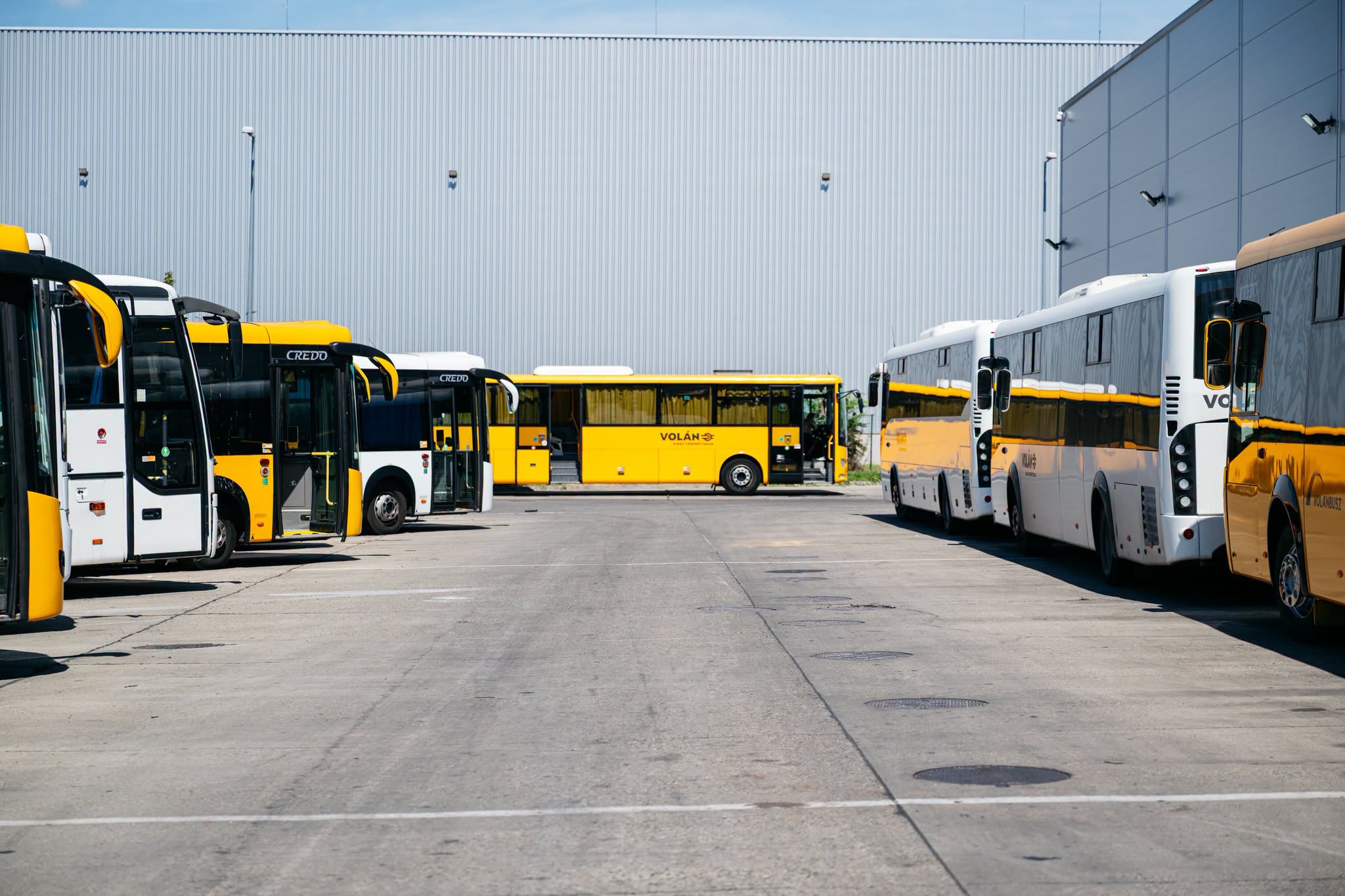 Vitézy Dávid: őszre megszűnhet az alkatrészhiány, új buszbeszerzések indulhatnak a Volánnál 4 756340618 27544880338537829 5441203366462332186 n