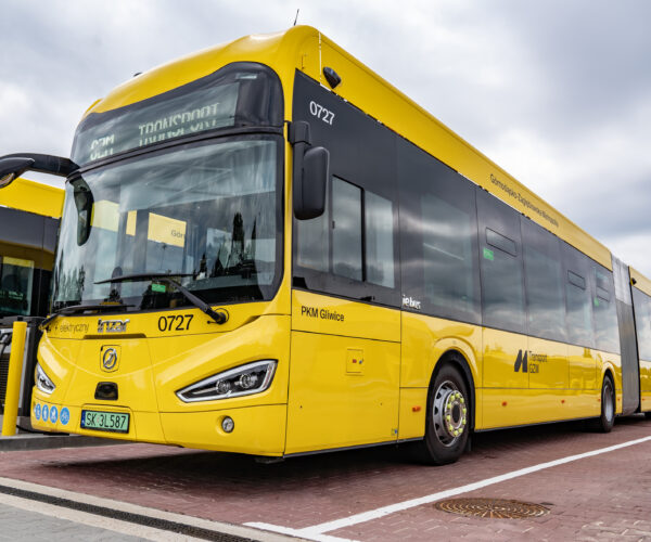 Tovább bővült az Irizar lengyelországi flottája: 31 új ie bus állt forgalomba a GZM-nél