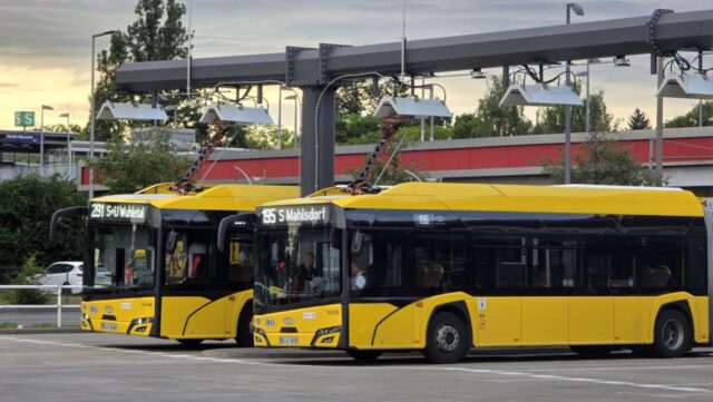 Berlin nagyszabású gyorstöltő-hálózat fejlesztéssel készül újabb 270 Solaris villanybusz fogadására