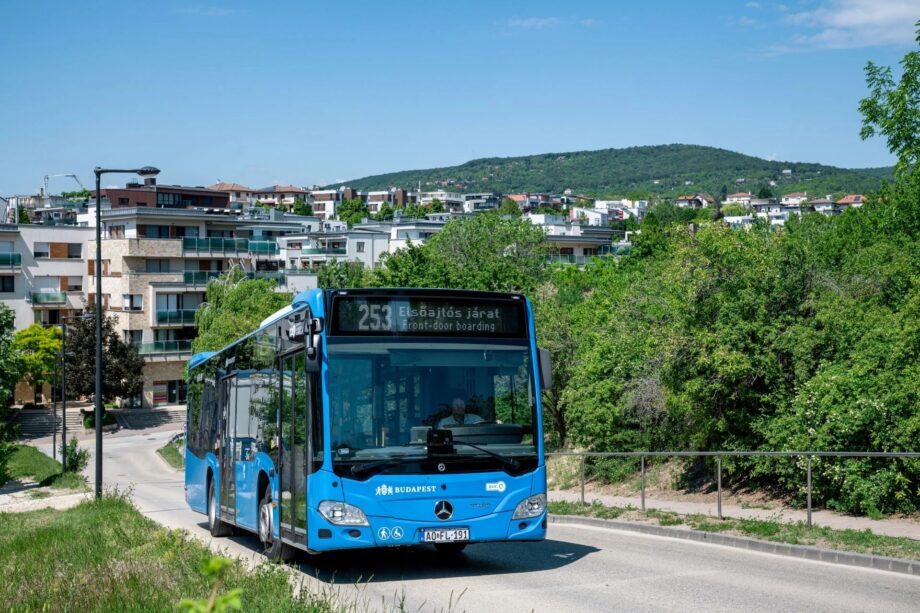 Júliustól újabb buszjáratokon lehet kerékpárt szállítani Budapesten 1 maximidi kerekpar