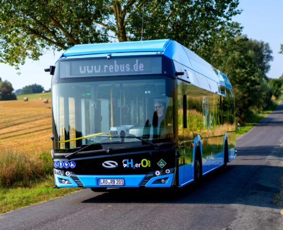 Már több mint 3 millió kilométert teljesített zöld hidrogénnel a Rebus 52 darabos hidrogénbusz-flottája