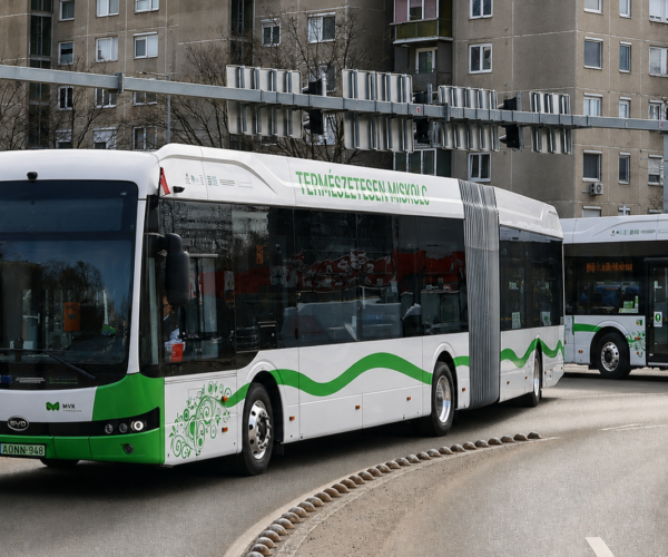 Energiatakarékosság Miskolcon: a villamosokat, valamint az elektromos és CNG-buszokat is érintik az új intézkedések